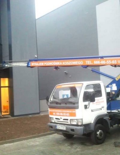 Prace montażowo-elewacyjne. Podnośnik koszowy Wrocław, Kąty Wrocławskie