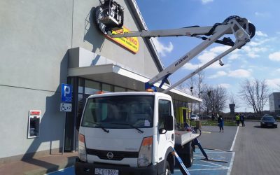 Prace na wysokości a podesty ruchome